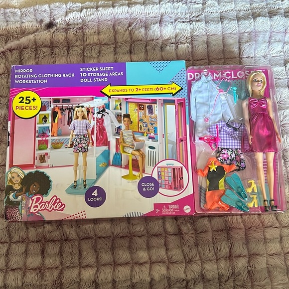 BARBIE Rotating Clothing Rack Workstation with Barbie